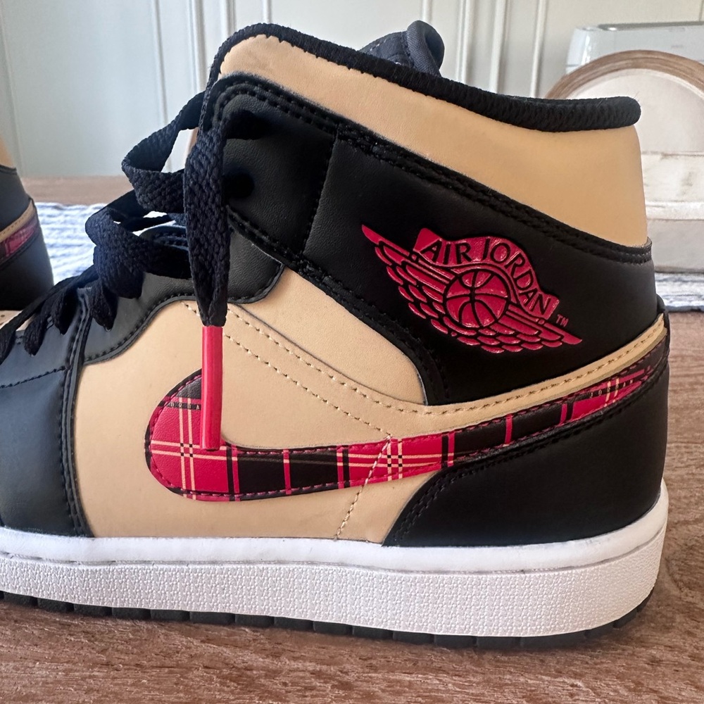 Nike - Air Jordan 1 mid - “tartan swoosh” tan and black shoes.